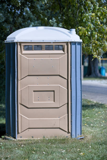 Best Luxury portable toilet rental  in East Chicago, IN